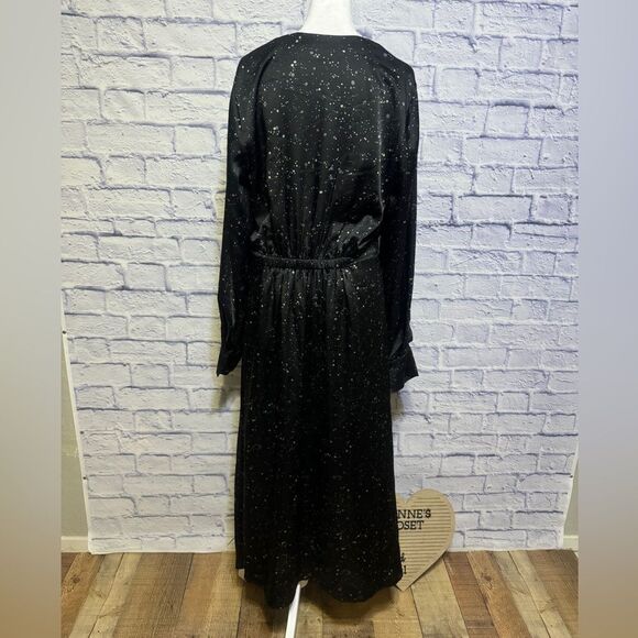 VINCE
Constellation Print Poet Dress - Picture 13 of 13